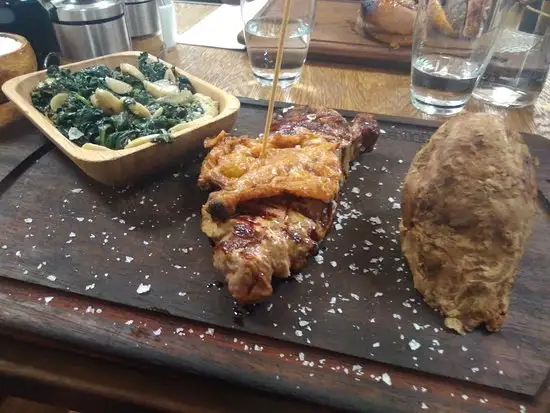 Nusr-Et Steakhouse Sandal Bedesteni'nin yemek ve ambiyans fotoğrafları 65