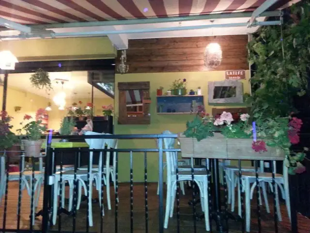 Antik Laterna Cafe & Restaurant'nin yemek ve ambiyans fotoğrafları 66