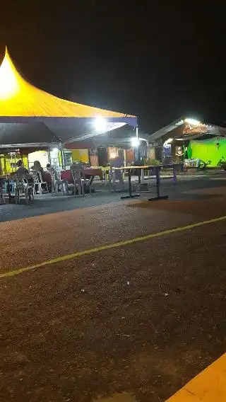 Jom Karaoke De Serindit Restoran