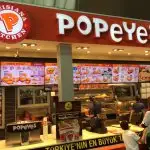 Popeyes Louisiana Kitchen'nin yemek ve ambiyans fotoğrafları 3