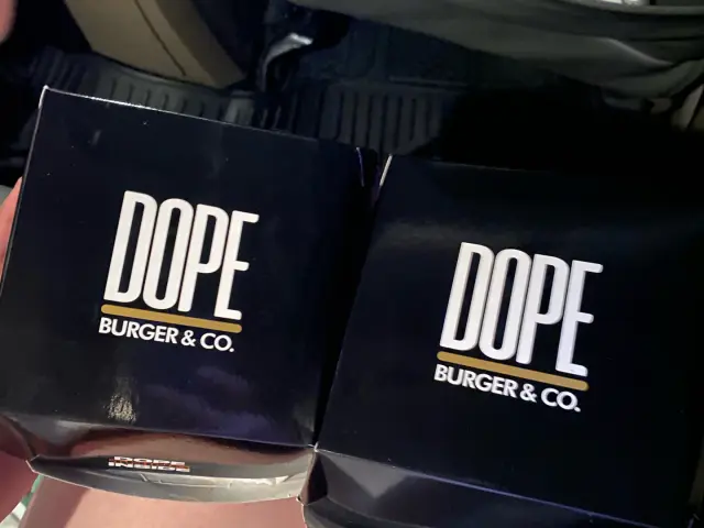 Gambar Makanan DopeBurger&Co. 14