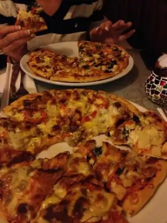Ozi Pizza and Pasta'nin yemek ve ambiyans fotoğrafları 74