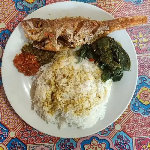 Gambar Makanan Warung Nasi Padang, Merdeka 5