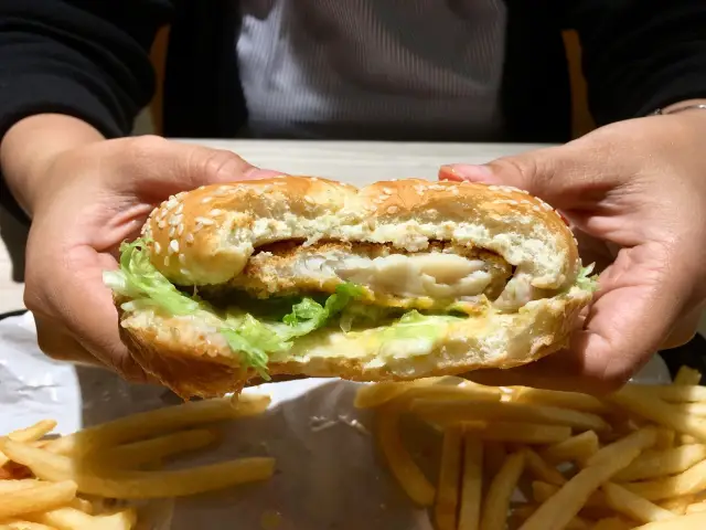 Gambar Makanan BurgerUP 12