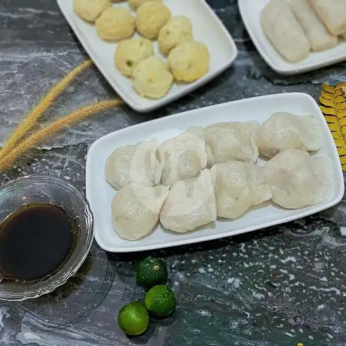 Gambar Makanan Pempek Salsa Bungaran 4