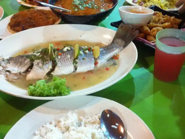 Nurul Ikan Bakar Food Photo 15