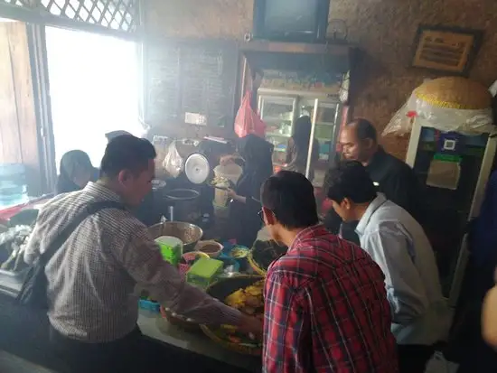 Gambar Makanan Pecel Pincuk Kalibata 20