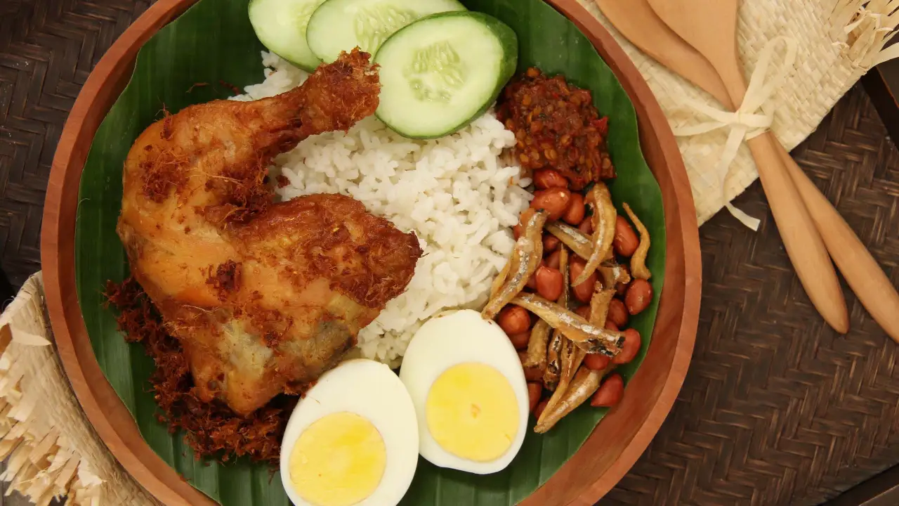 Nasi Lemak Bersinar