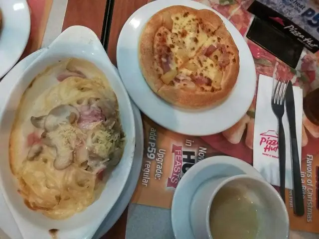 Pizza Hut Food Photo 19