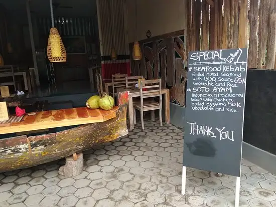 Gambar Makanan Warung Rama Pemuteran 14