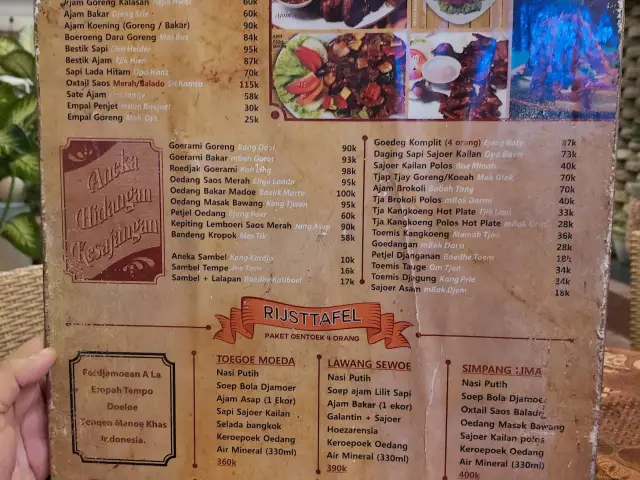 Gambar Makanan Pesta Keboen Restoran 62