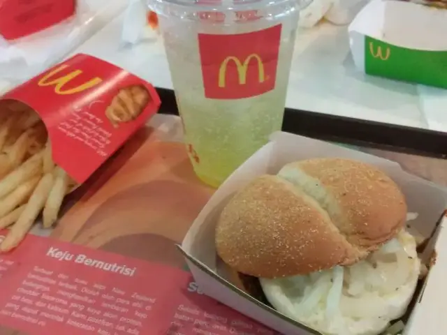 Gambar Makanan McDonald's 18