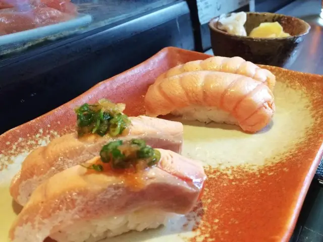 Tsumura Sushi Bar & Restaurant Food Photo 15