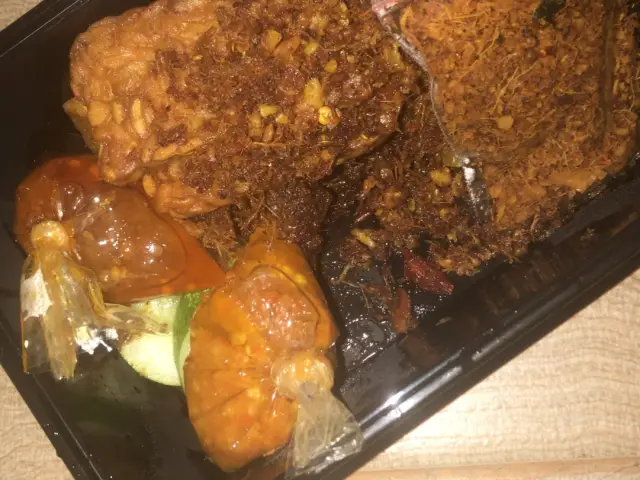 Gambar Makanan Ayam Paha Dada 1