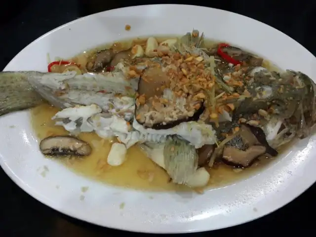 Gambar Makanan Dermaga Seafood Restaurant 2