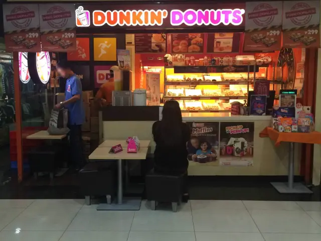 Dunkin' Donuts Food Photo 6