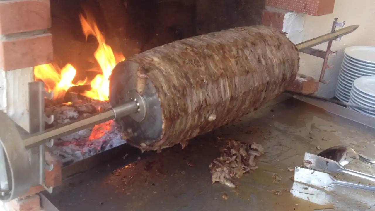 Çınar Çağ Kebap