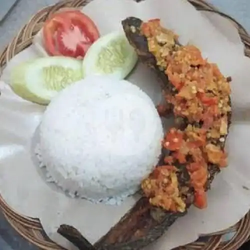 Gambar Makanan Ayam Penyet Kremes, Tengah Raya 13