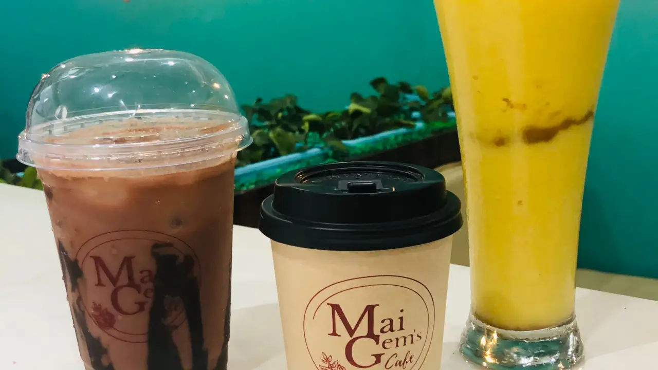 MaiGem's Cafe - Manalo Street