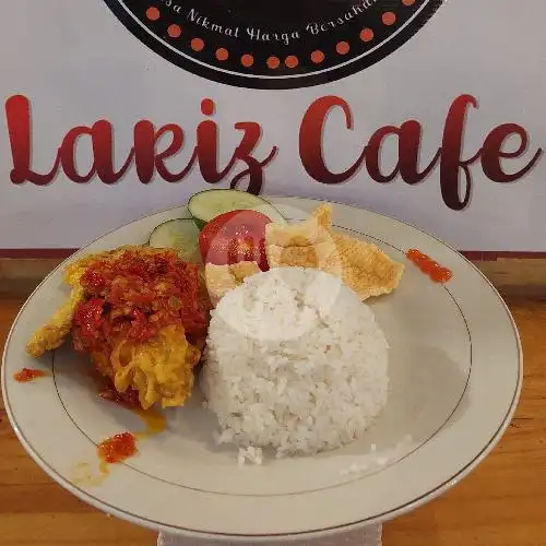 Gambar Makanan Lariz Cafe, Jalan Amaliun No 82, Medan 9
