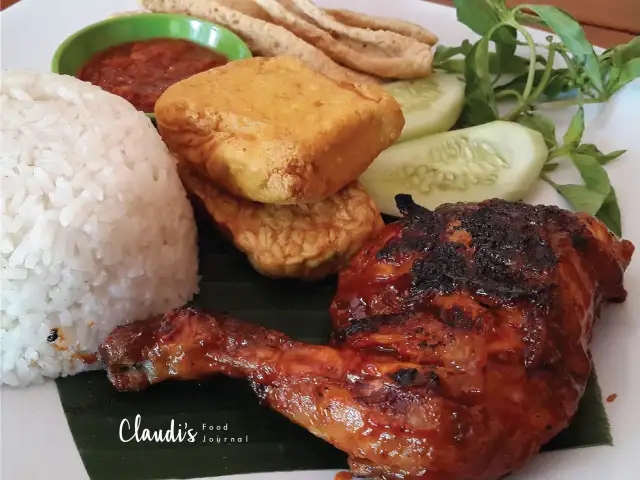 Gambar Makanan Ayam Bakar Kambal 1