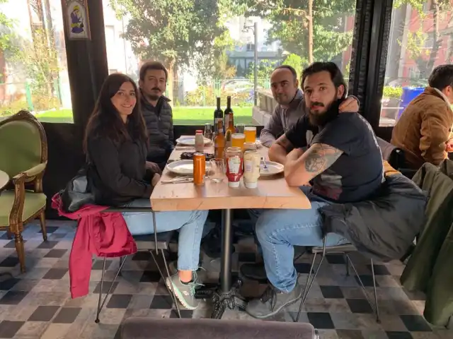 Dömiklasik Cafe Restoran'nin yemek ve ambiyans fotoğrafları 3