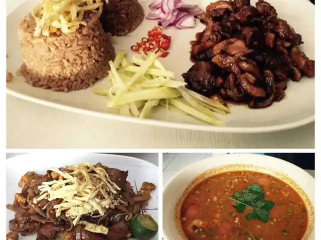 Dusadee Thai Food Photo 17