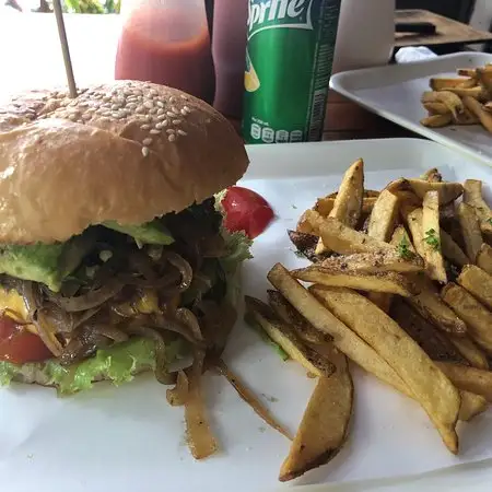 Gambar Makanan Halal Ubud Burger 13