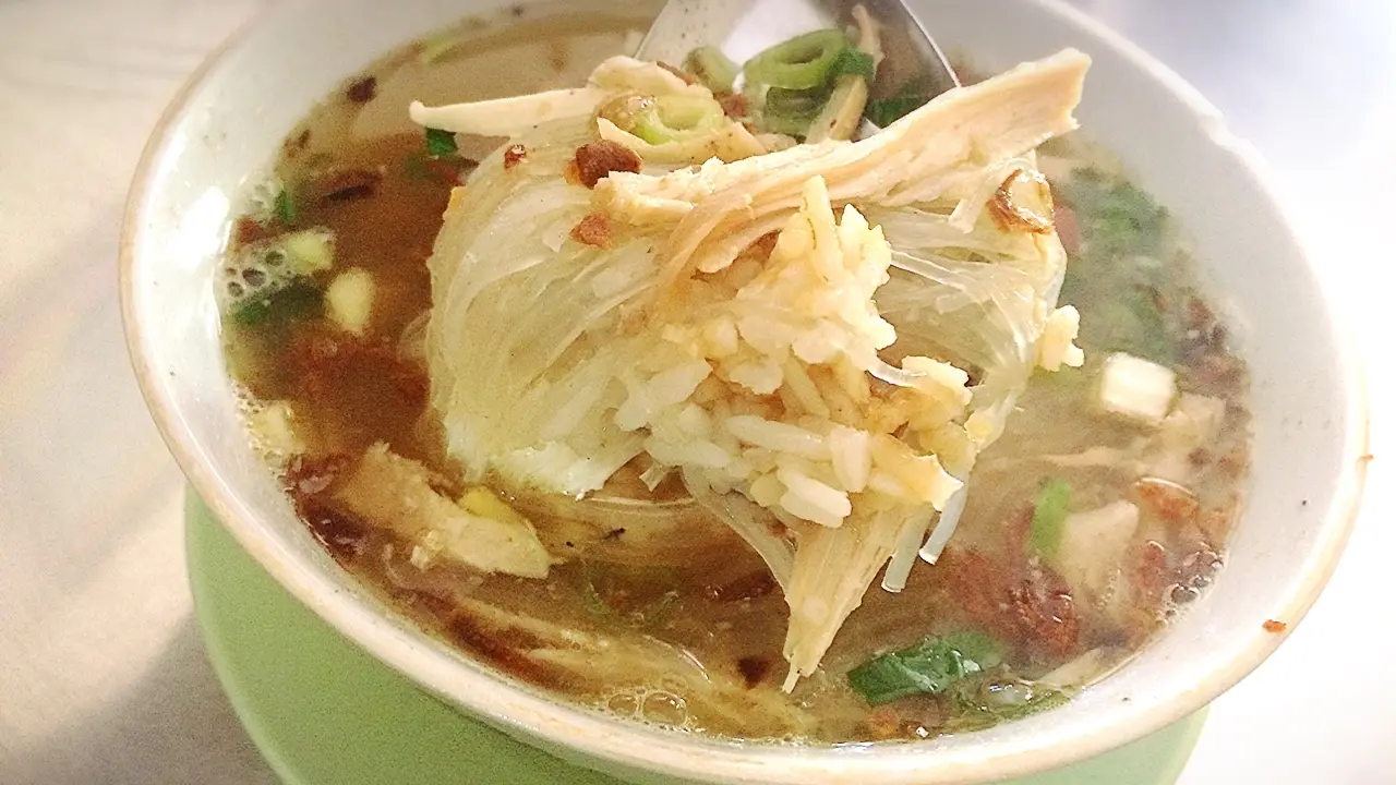 Soto Ayam & Ayam Goreng Bangkong