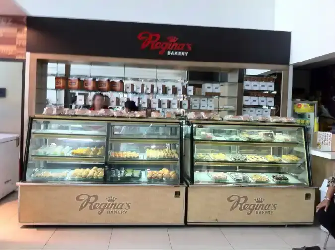 Regina's Bakery