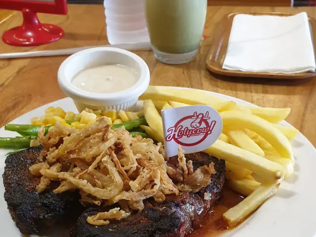 Holycow! STEAKHOUSE by Chef Afit