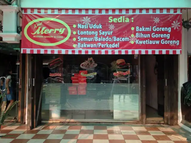 Gambar Makanan New Merry Bakery 15