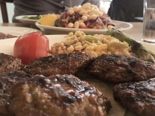 Karaköy Gedikli Köfte'nin yemek ve ambiyans fotoğrafları 73
