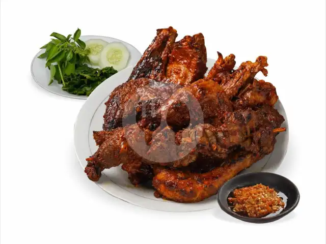 Gambar Makanan Bebek Goreng H. Slamet, Padang 16