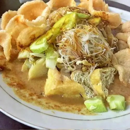 Gambar Makanan Ketoprak Dan Kupat Sayur, Pemuda 3