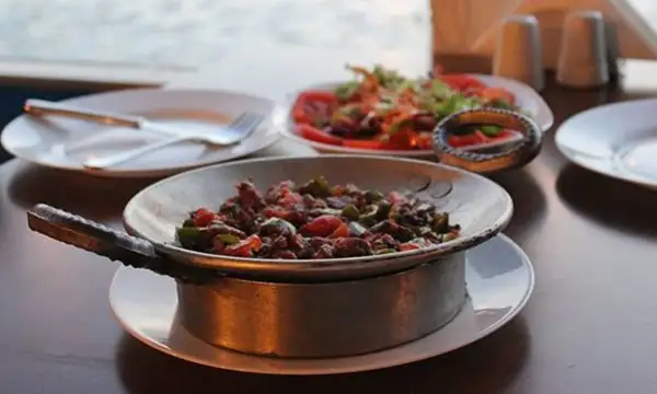 Eymir Orfoz Restaurant'nin yemek ve ambiyans fotoğrafları 11