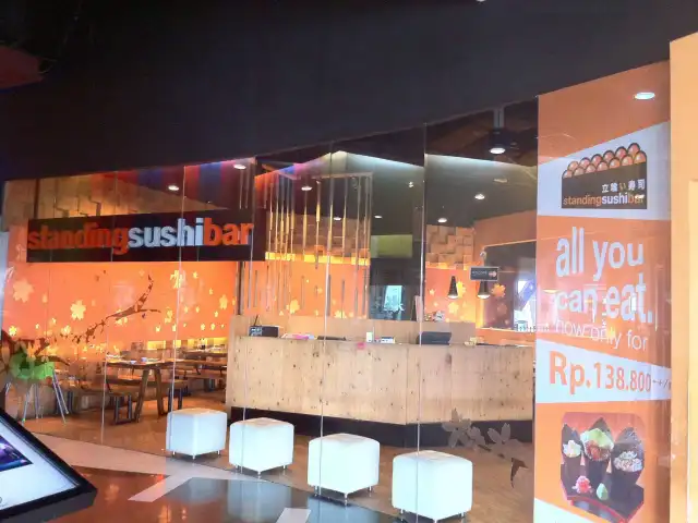 Gambar Makanan Standing Sushi Bar 10
