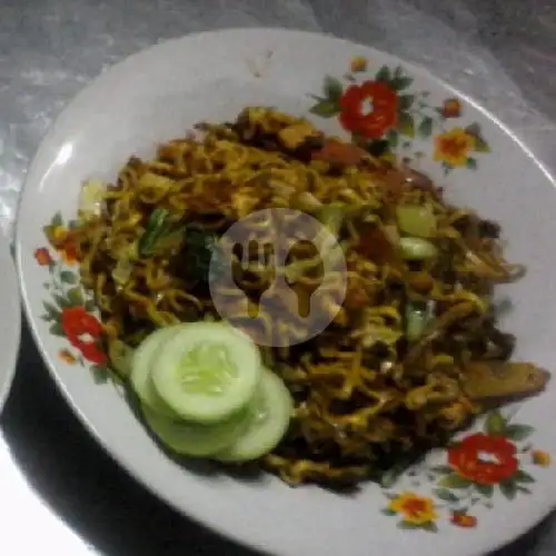 Gambar Makanan Nasi Goreng Rambo (Buyut Mardiyah), Cipayung 11