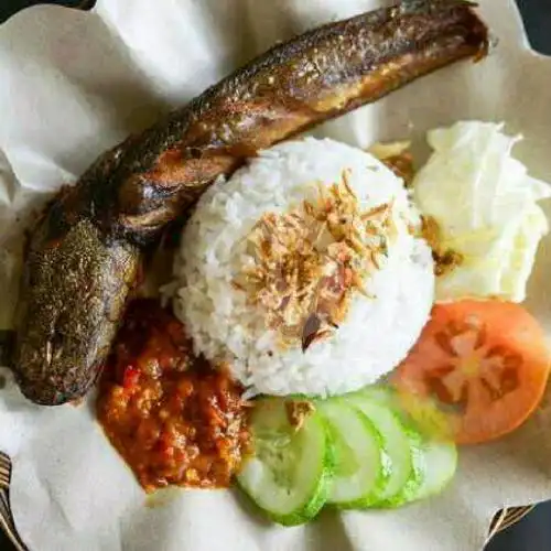 Gambar Makanan PECEL LELE Ibu Yuli, Jl.Lapang Tembak Mekar Sari 3