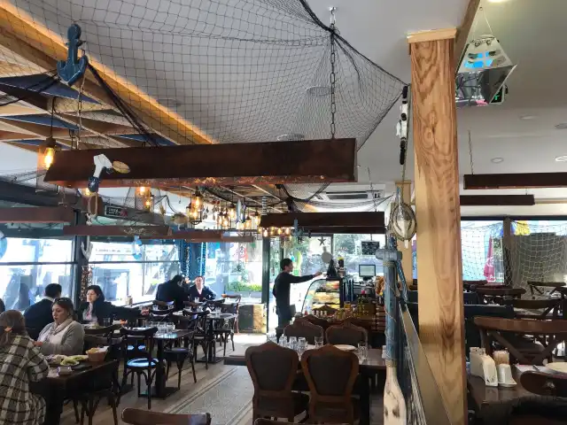 Tarihi Çeşme Önü Kireçburnu Cafe'nin yemek ve ambiyans fotoğrafları 9