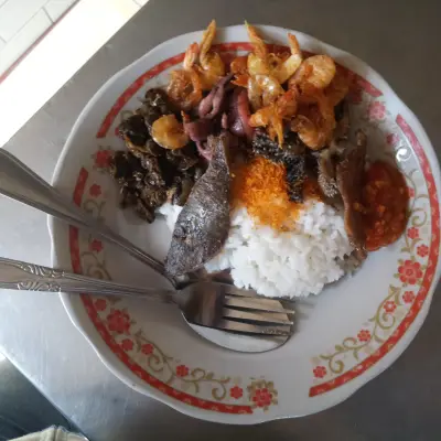 Nasi Empal Udang Hj. Iyan