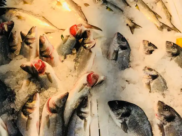 Altınkum İşliyen Balıkçılık'nin yemek ve ambiyans fotoğrafları 10