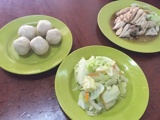 Hoe Kee Chicken Rice Ball Food Photo 2