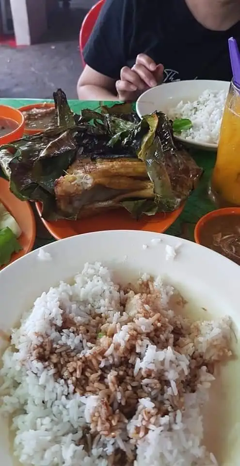 Mat Teh Ikan Bakar Food Photo 7