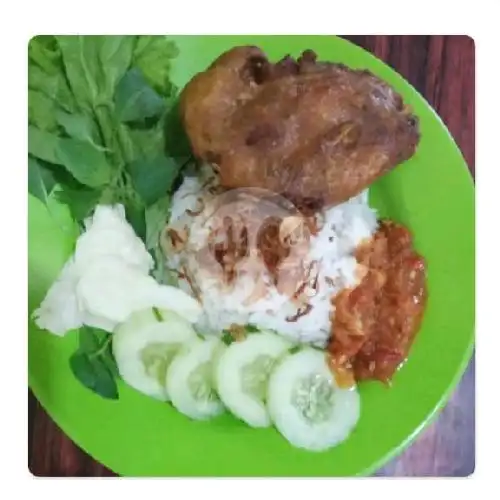 Gambar Makanan NASI UDUK PADA SUKA 15