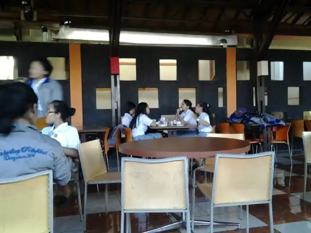 Gambar Makanan Restoran Grafika 16