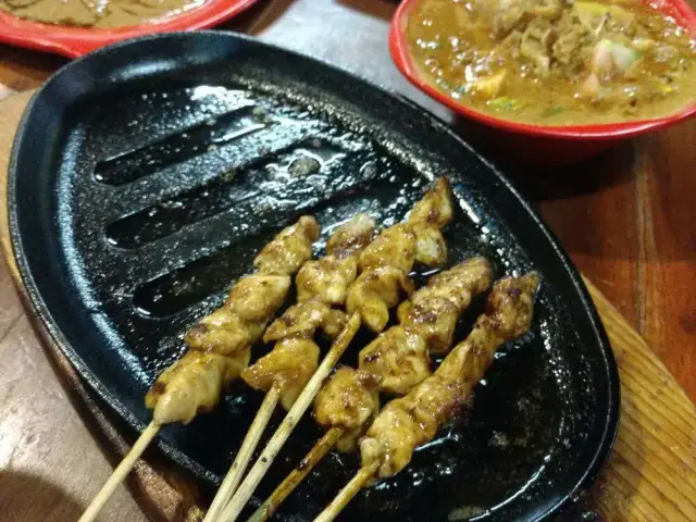 Gambar Makanan Sate & Gule Cilampeni Hj. Acu 7