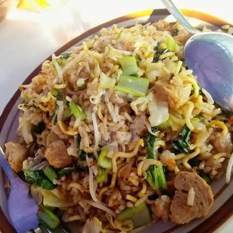 Gambar Makanan Nasi Goreng Jian alinda, Kebon Jeruk 5