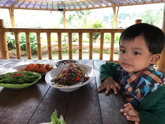 Gambar Makanan Gubug Makan Mang Engking 14