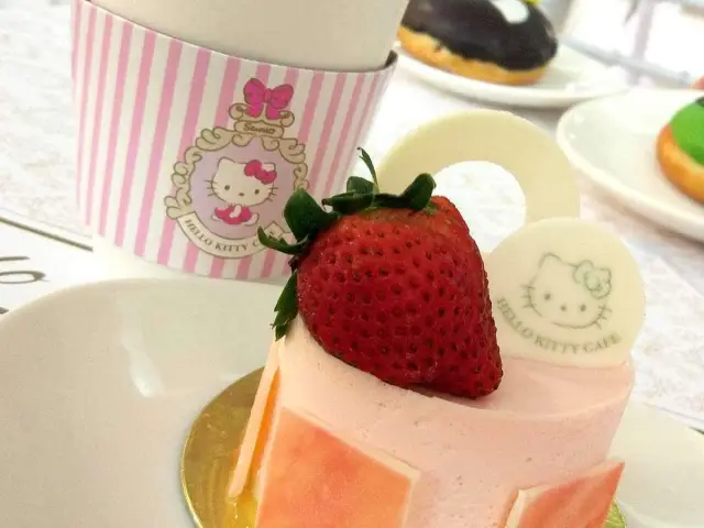 Hello Kitty Cafe Food Photo 19